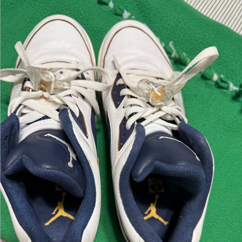 AIR JORDAN EXCELLENT CONDITION